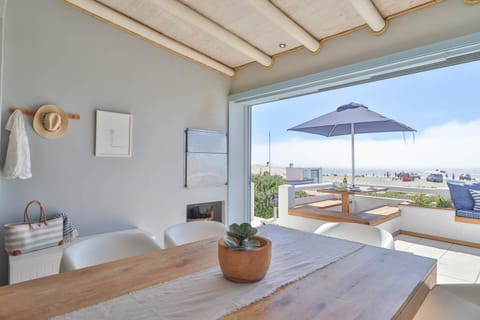 Patio, Day, View (from property/room), Dining area