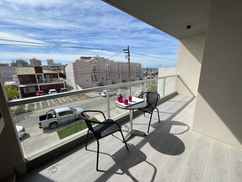View (from property/room), Balcony/Terrace, Sea view