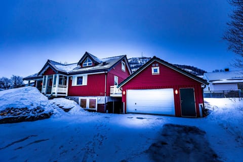 Property building, Winter