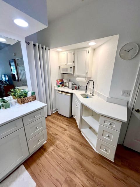Beautiful Newly Remodeled Mini Suite at Sea Trail Resort Apartment in Sunset Beach