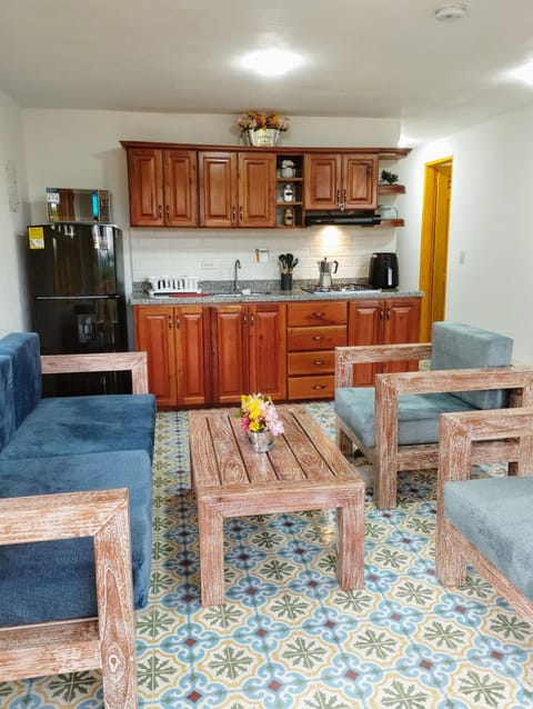 Kitchen or kitchenette, Living room