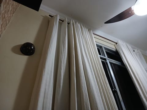 Quarto Privado Cama Casal ou Individual Aeroporto Vacation rental in Duque de Caxias