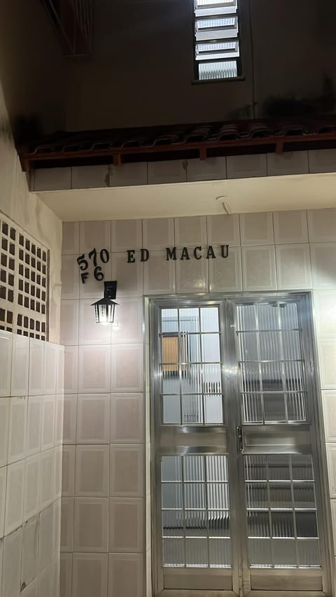 Quarto Privado Cama Casal ou Individual Aeroporto Vacation rental in Duque de Caxias