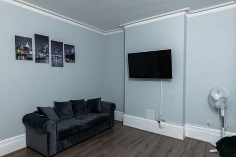 Communal lounge/ TV room, Seating area