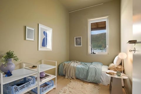 Chalet Arctica - Sea Front, Central and High End Chalet in Tromso