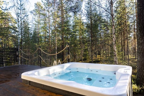 Day, Natural landscape, Hot Tub