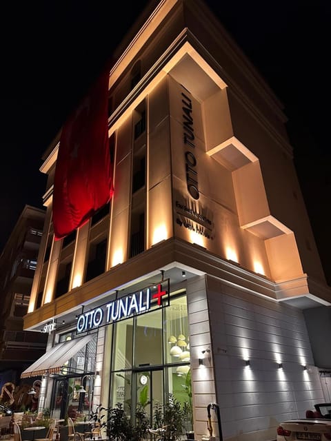 Property building, Night