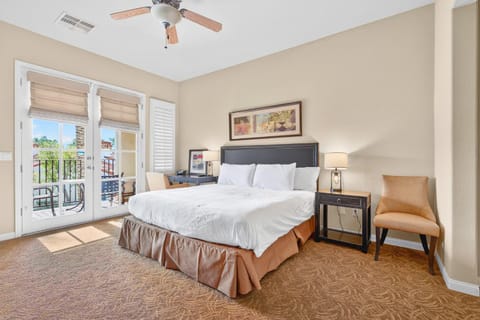 LV034 Cozy Upstairs Legacy Villas Suite Inn in Indian Wells