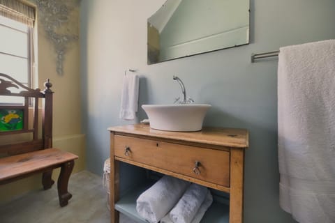 Grace Courtyard Cottage Bed and Breakfast in Western Cape