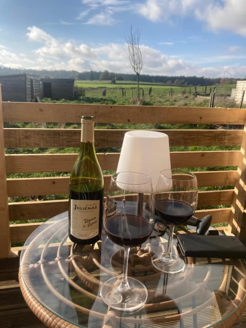 Le love van Love hotel in Wallonia, Belgium