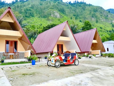 Property building, Day, Natural landscape, Mountain view, Parking