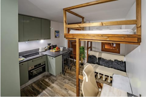 Ski in-out, Heart Val Thorens, Charming Studio, Wifi Apartment in Val Thorens