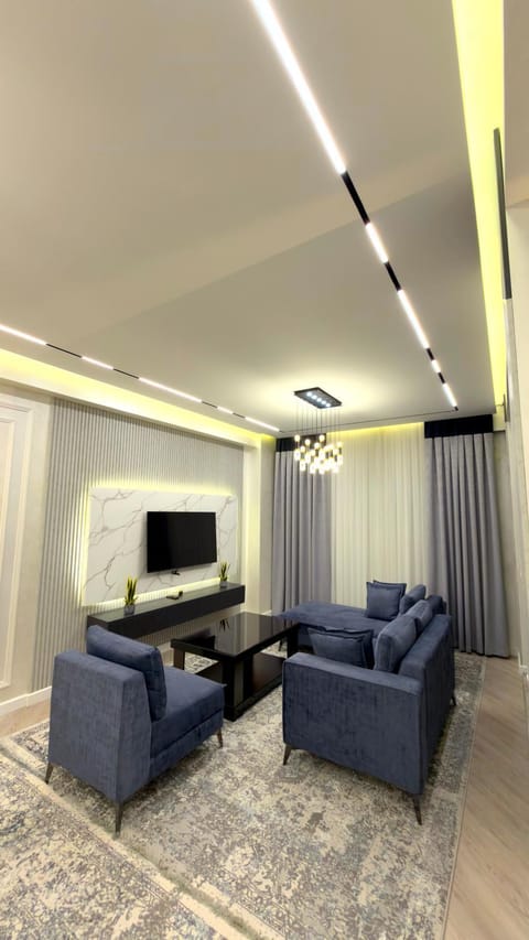 Communal lounge/ TV room, Living room, Seating area