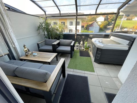 Hot Tub, View (from property/room), Balcony/Terrace, Seating area, Garden view