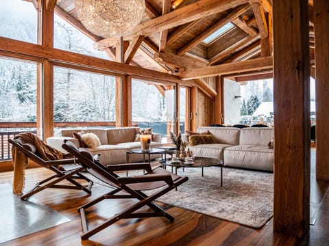 Chalet Bonami 450 m2 salle cinema jacuzzi hammam Chalet in Chamonix