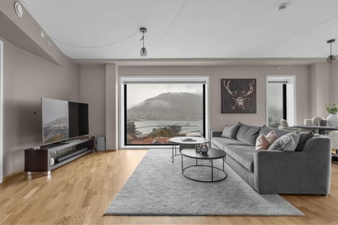 TV and multimedia, View (from property/room), Living room, Seating area, Mountain view, Sea view