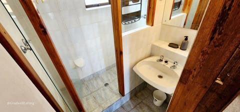 Shower, Bathroom, Bath