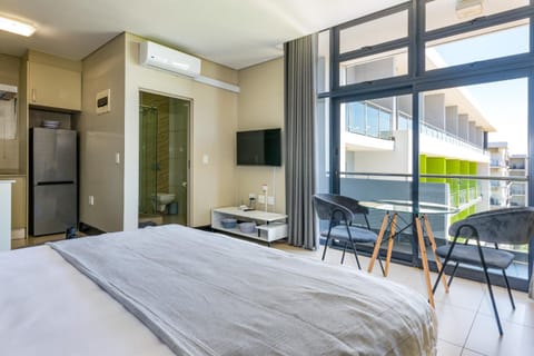 Living room, Photo of the whole room, Bedroom