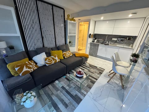 Studio vue mer dans villa moderne Apartment in Roquebrune-Cap-Martin