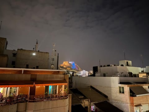 Rococó en el centro de Alicante Apartment in Alicante