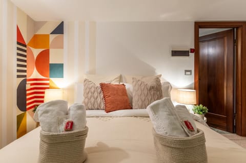 Bed, Photo of the whole room, Bedroom, towels, wardrobe