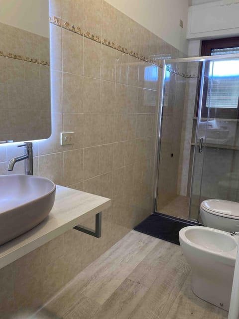 Bathroom, Living room