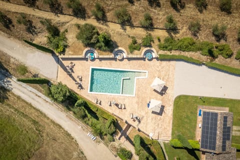 Natural landscape, Bird's eye view, Pool view, Swimming pool