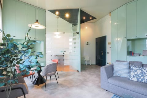 Kitchen or kitchenette, Living room, Seating area