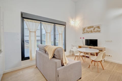 TV and multimedia, Living room, Dining area
