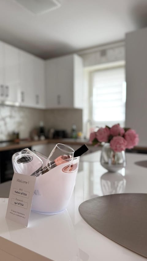 Food and drinks