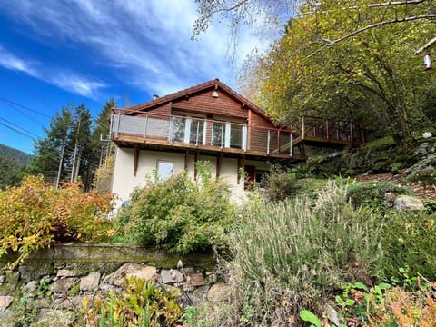 Property building, Day, Natural landscape, Garden view