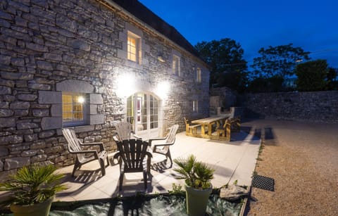 Property building, Patio, Night, Balcony/Terrace