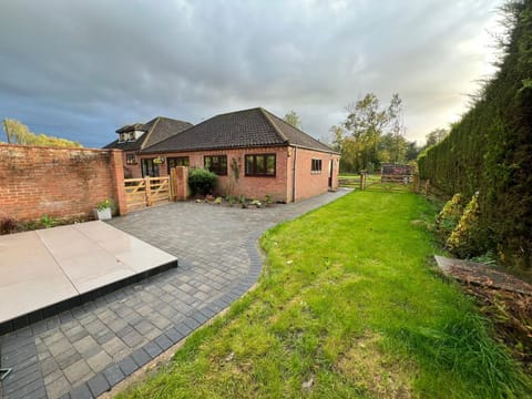 Spring, Garden, Garden view, Inner courtyard view