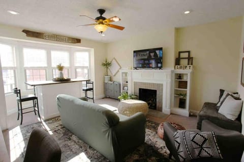 The Loft Downtown Apartment in Chillicothe