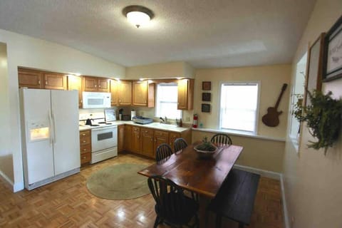 The Loft Downtown Apartment in Chillicothe