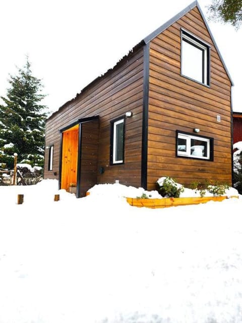 Property building, Day, Winter