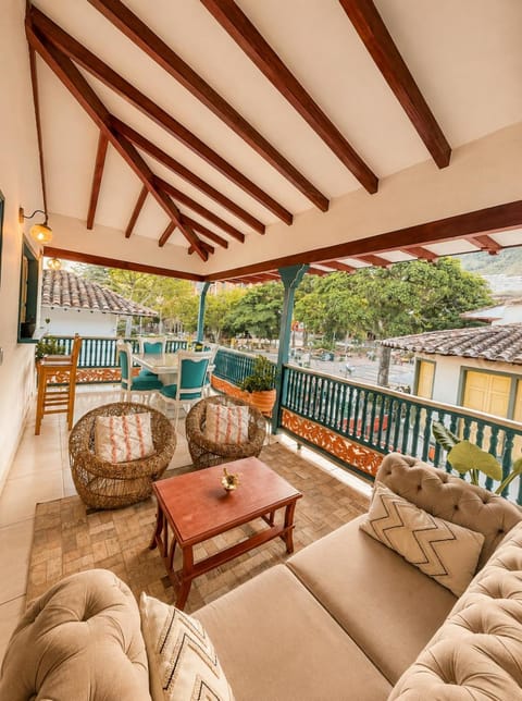 Balcony/Terrace, Balcony/Terrace, Living room
