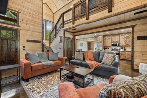 Communal lounge/ TV room