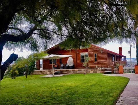 Casa del árbol House in Pachuca