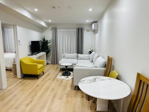 Otahuhu Town Centre Brand New Apartment 8B Apartment in Auckland