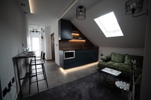 Living room, Photo of the whole room, Seating area