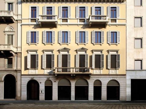 Property building, Facade/entrance