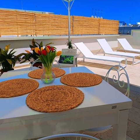Property building, View (from property/room), Balcony/Terrace, sunbed