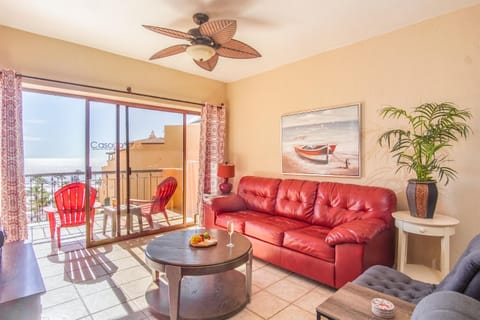 View (from property/room), Balcony/Terrace, Living room, Seating area