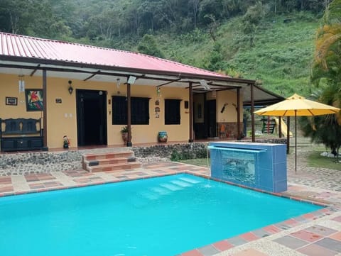 Property building, Swimming pool, Swimming pool