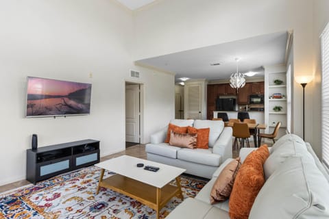 TV and multimedia, Living room, Evening entertainment