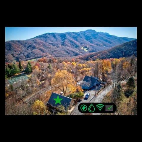 1MMView-2Kings-HotTub-PoolTable-Arcade-Waterfall Chalet in Seven Devils