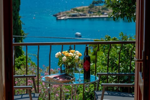 Day, Natural landscape, View (from property/room), Balcony/Terrace, Sea view