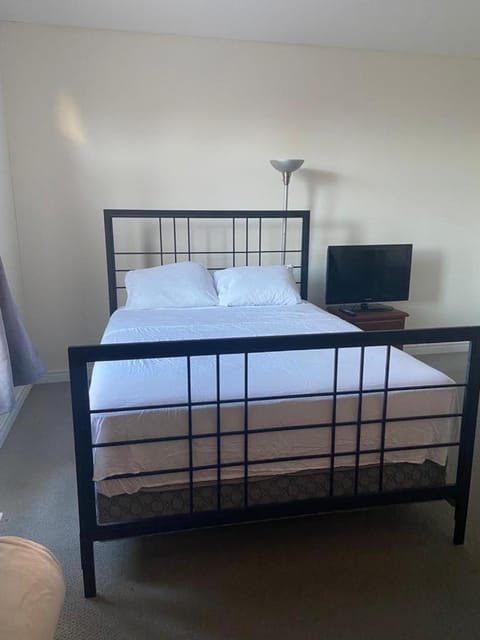 Communal lounge/ TV room, Bed