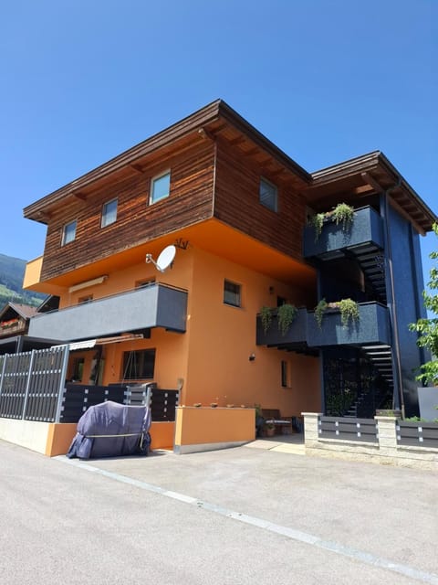 Property building, Parking